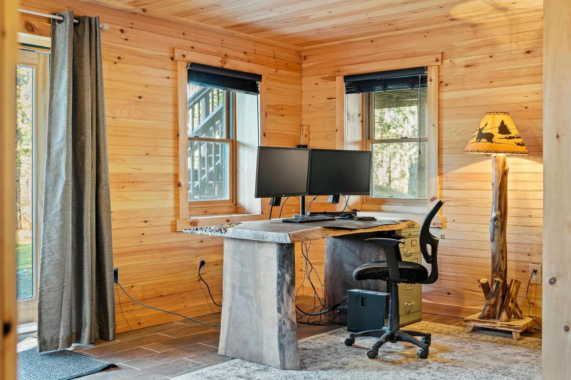 Deer Haven Cabin By Avantstay Waterfront Dock Firepit Long Pond