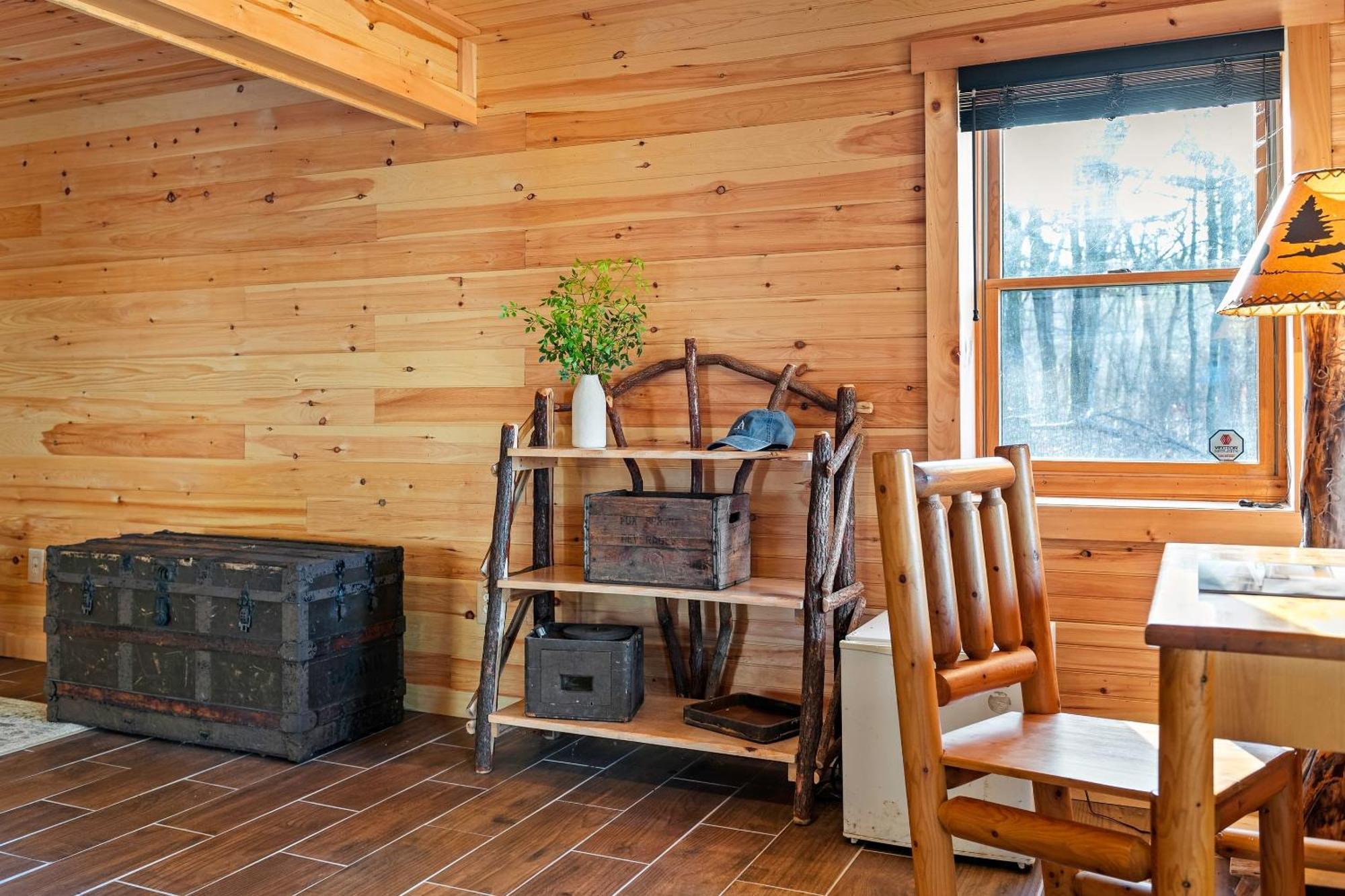 Deer Haven Cabin By Avantstay Waterfront Dock Firepit * Long Pond