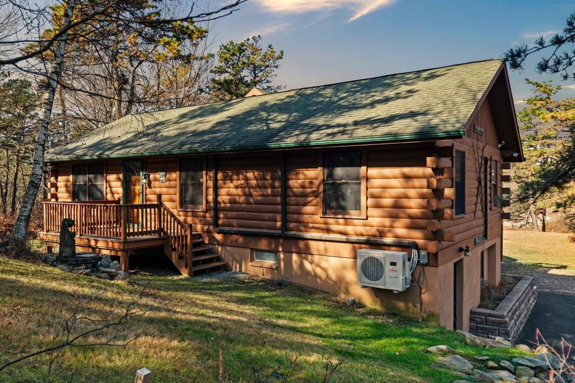 Deer Haven Cabin By Avantstay Waterfront Dock Firepit Holiday home