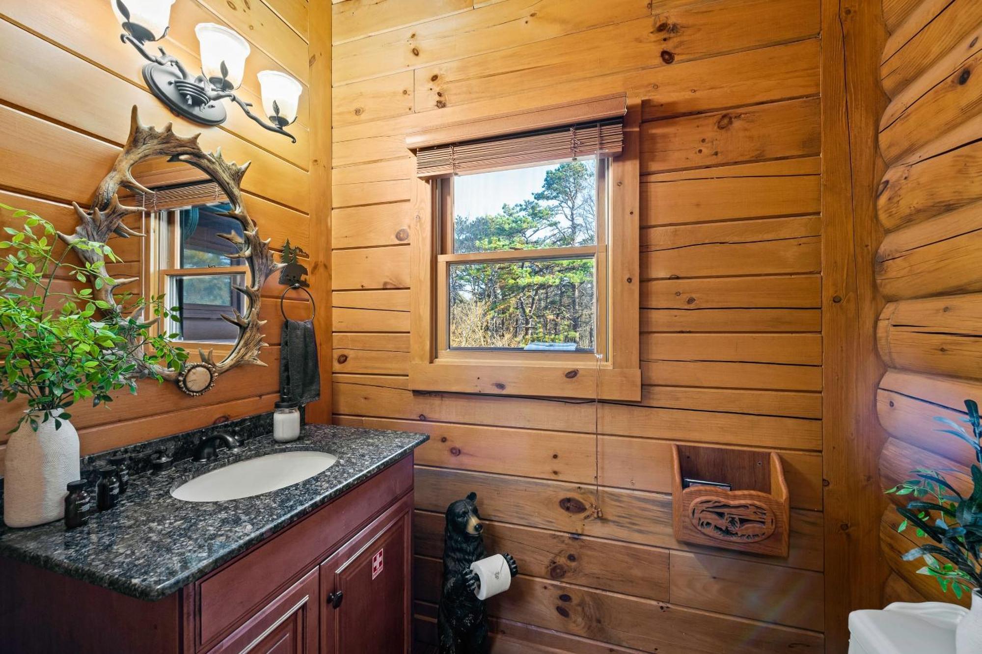 Holiday home Deer Haven Cabin By Avantstay Waterfront Dock Firepit *